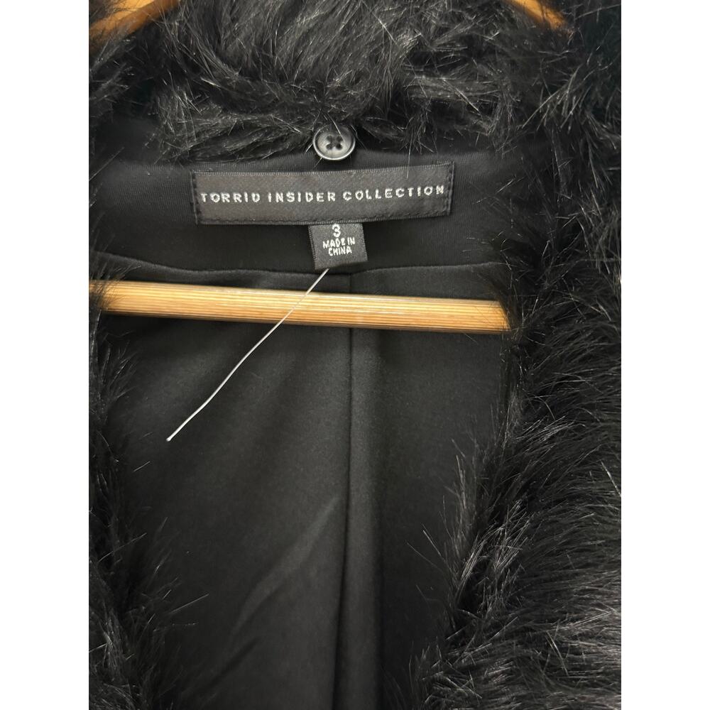 Torrid Insider Collection Faux Fur Collar Vest Black Open Front Size 3 NWOT - Picture 7 of 9